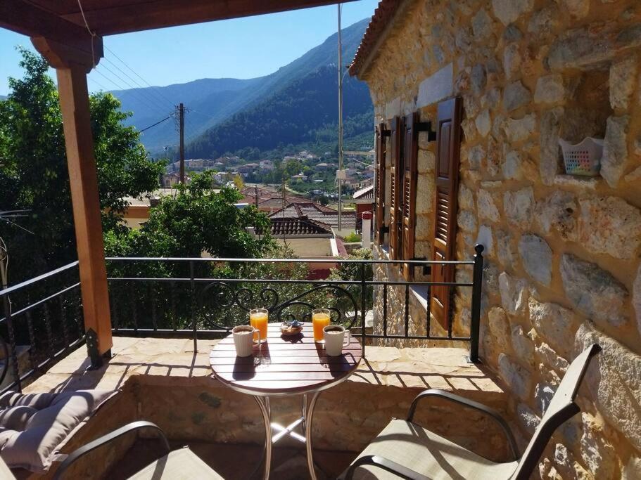 Willa Tsolakis Luxury House Leonídion Zewnętrze zdjęcie