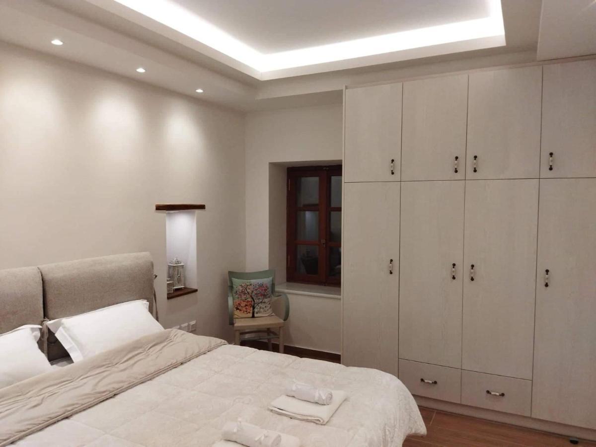 Willa Tsolakis Luxury House Leonídion Zewnętrze zdjęcie